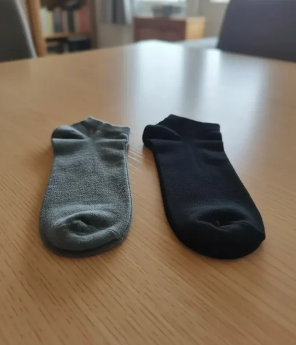 Ekomonik Erkek Düz Siyah ve Düz Koyu Gri  Bilek Boy Çorap 12'Li Paket